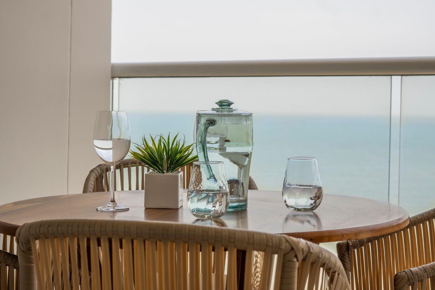 De Lujo Frente Al Mar Cb1525